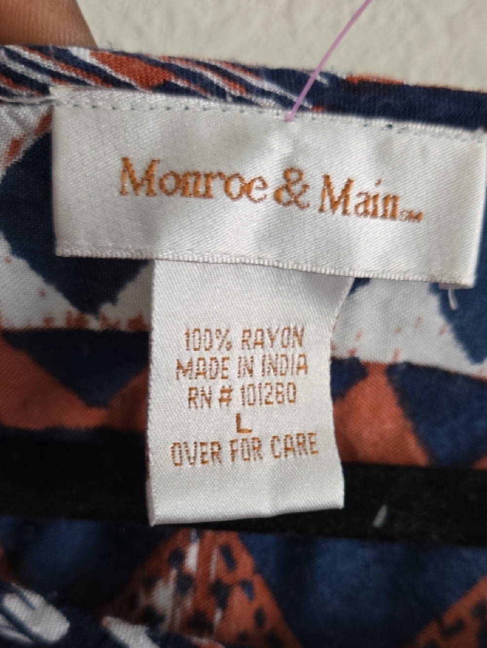 Monroe And Main Mixed Print Short Sleeve Top - Navy, Rust & Mustard Size L - Picture 2 of 3